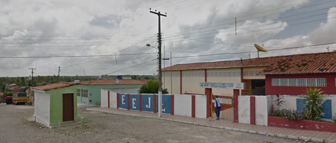Escola e barraquinha em Espírito Santo no Rio Grande do Norte