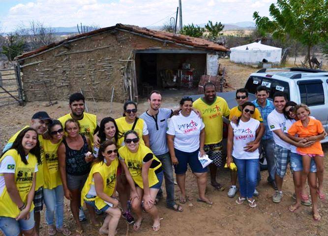 Equipe missionária em ação